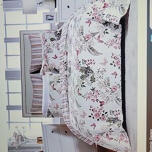 Greenland Home Butterflies quilt Queen  multicolor floral/stripe 100% cotton New